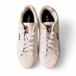 Fila Men's Classic White‎ Leather Sneakers Size 8.5 Casual Tennis Shoes